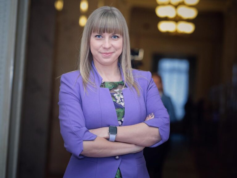 В Запорізькій області залучають додаткові кошти із державного бюджету для закупівлі медичного обладнання та допомоги населенню