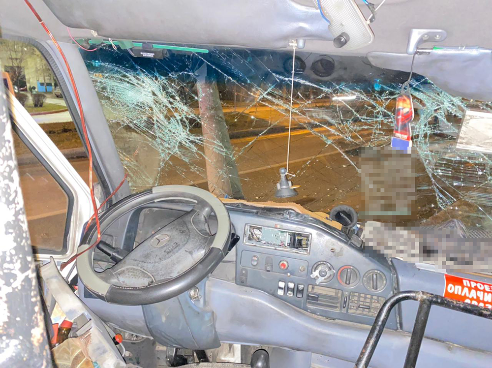 В полиции прокомментировали аварию с маршруткой в Бородинском микрорайоне Запорожья (ВИДЕО, ФОТО)