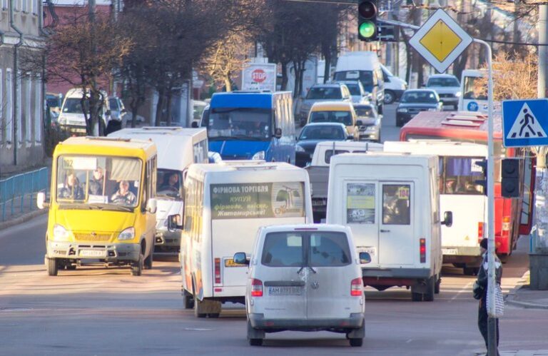 В Запорожье хотят изменить стоимость проезда в общественном транспорте: цены