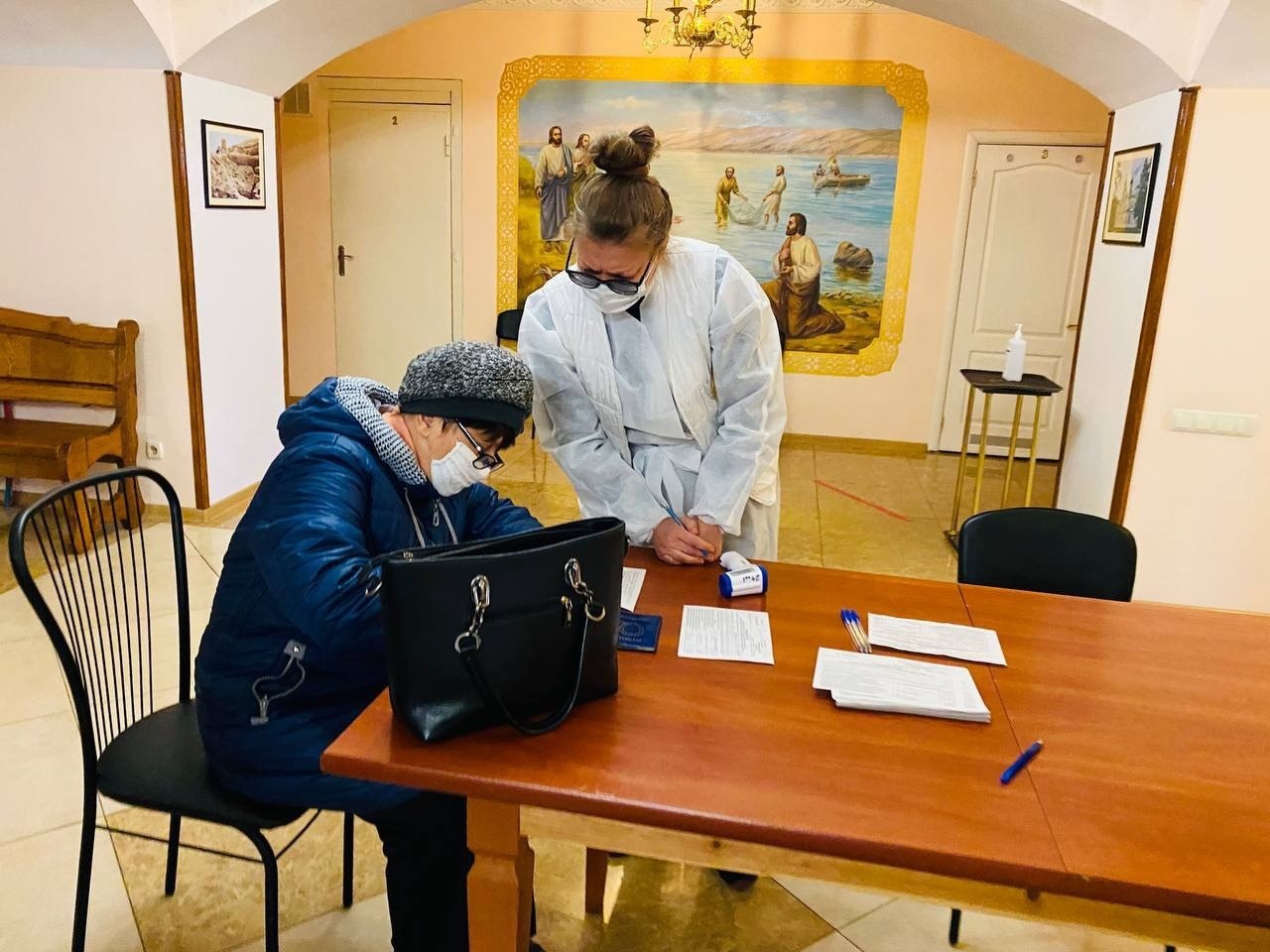 В запорожских храмах открыли центры массовой вакцинации: подробности (ФОТО)