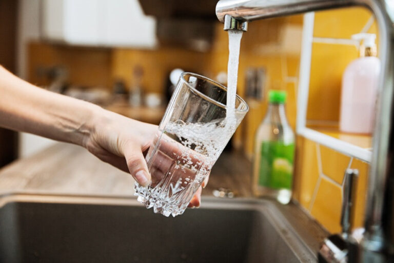 В Запорожье подорожала холодна вода: цены