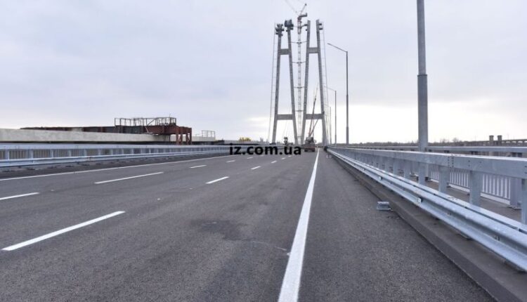 В Запорожье откроют верховую часть вантового моста: как будет ездить транспорт после запуска движения (СХЕМА)