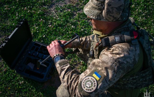 Прикордонники нанесли дронами низку нищівних ударів по позиціях та живій силі окупантів (відео)