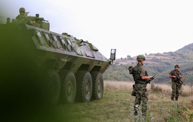 У Сербії вирішили повернути обов’язкову військову службу