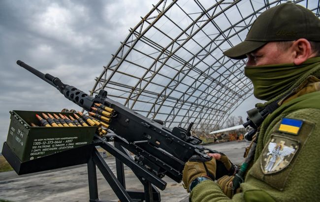 У Києві лунали вибухи на тлі дронової атаки