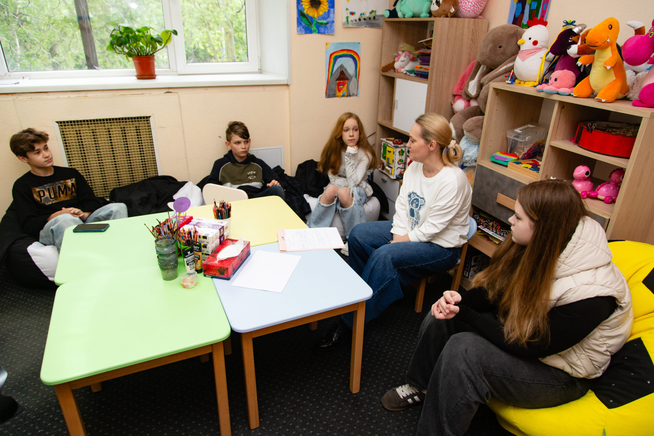 Підтягнути ментальний стан та знайти нових друзів: у запорізькому «Опліч Хабі» стартувала нова програма для підлітків