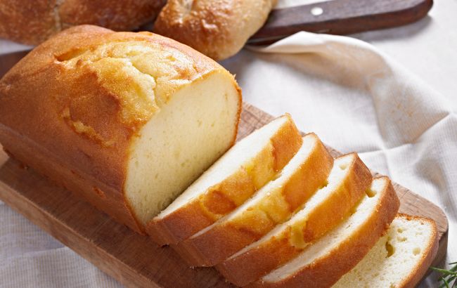 Готуємо ананасовий кекс, який не схожий на інші: його смак здивує усіх