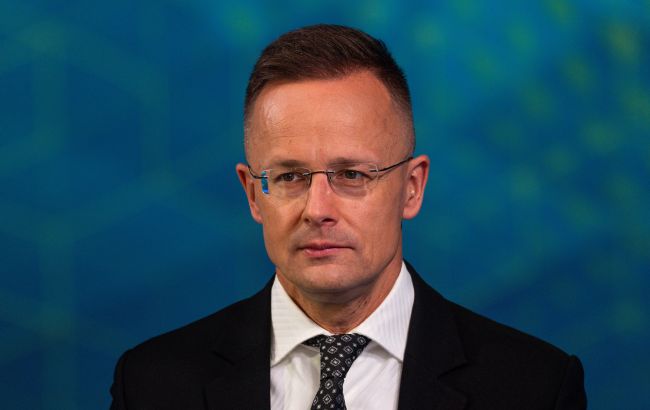 Сійярто обурився українським ударом по нафтопроводу «Дружба»