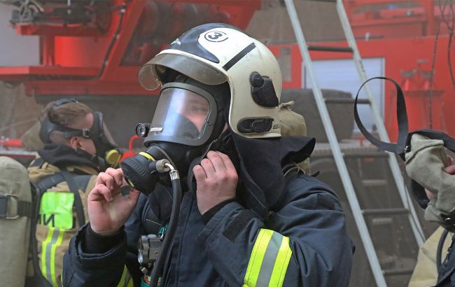 Вогняний апокаліпсис у Москві: полум’я знищує склади та заклади харчування