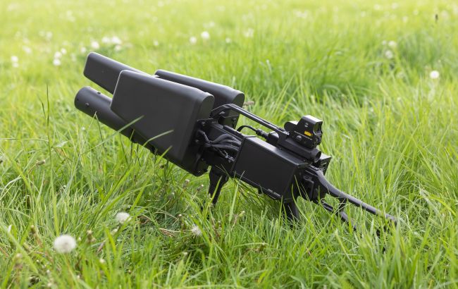 В Естонії біля військового містечка збили невідомий дрон_69010319ebf6c.jpeg