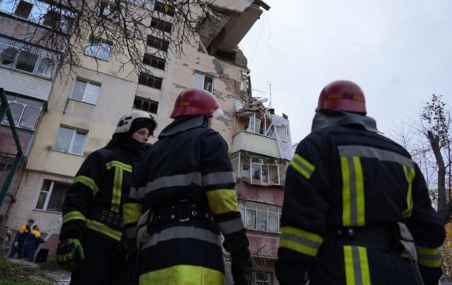 Вибух у Хмельницькому: серед постраждалих дитина, під завалами шукають людину (фото)_6900e70261130.jpeg