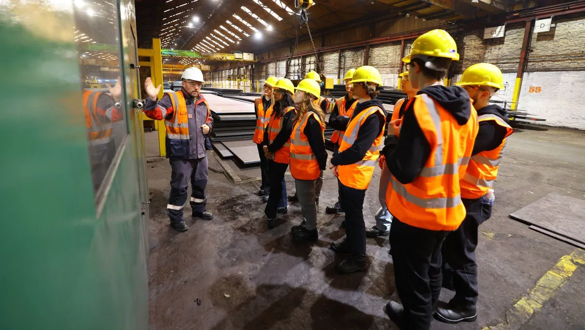 Професійна реалізація та участь у відбудові: як Метінвест створює умови для повернення молоді в Україну