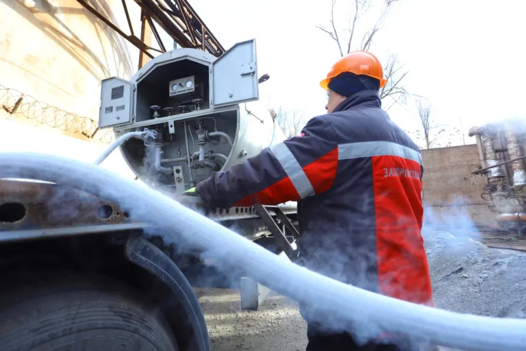 Підтримка, що рятує життя: Запоріжсталь передає лікарням Запоріжжя медичний кисень