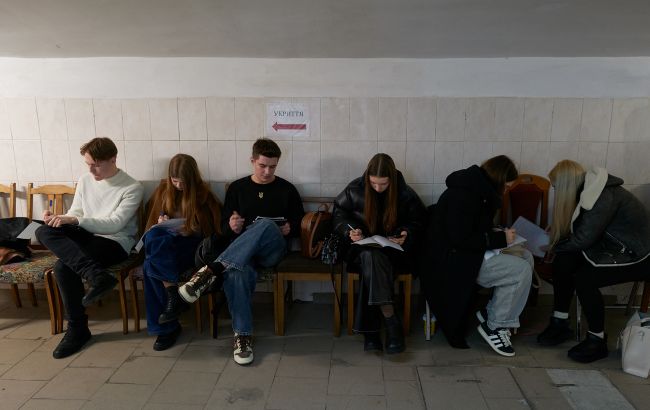 Чи запровадять в України зимовий вступ в університети? У МОН пояснили, що може змінитись_6905bc7aebdff.jpeg