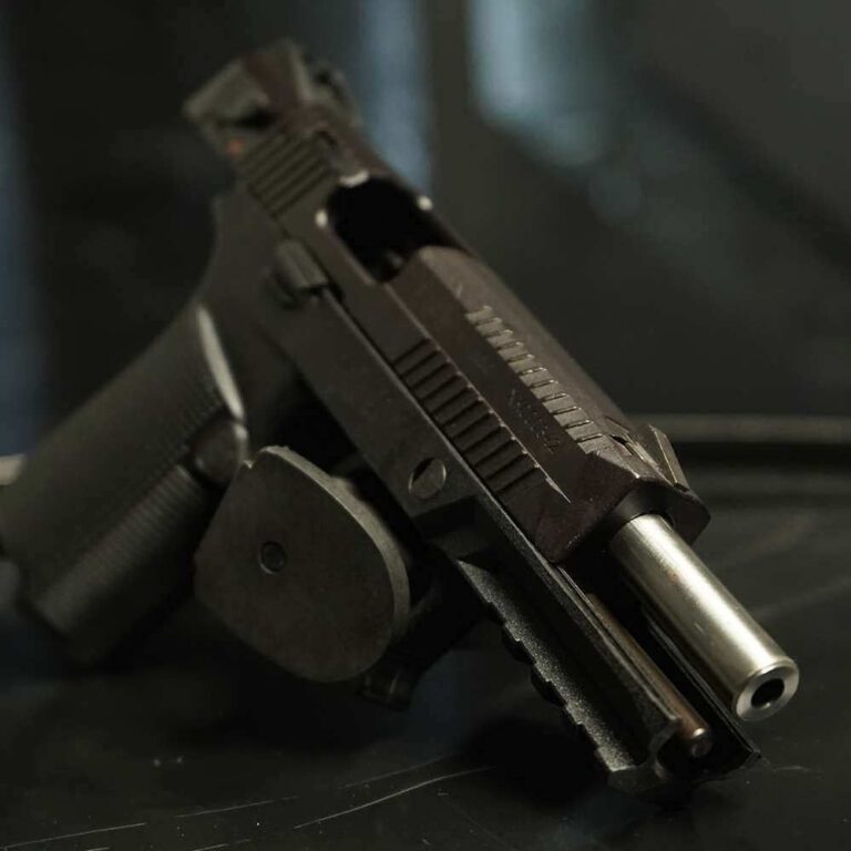 Курковий травматичний пістолет як інструмент відповідального самозахисту: що потрібно знати