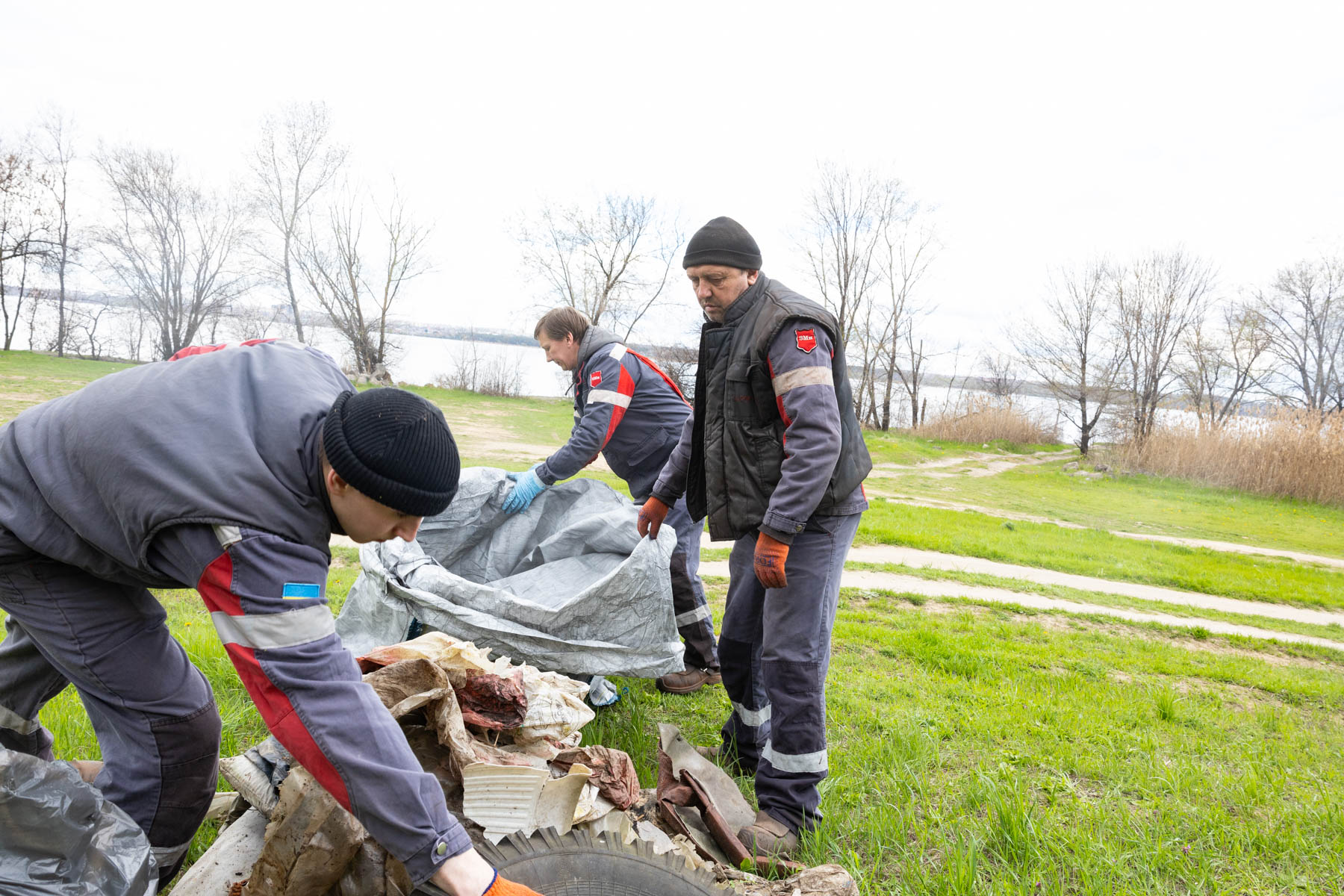 Працівники Запоріжвогнетриву долучилися до весняної толоки в Заводському районі міста 6 Працівники Запоріжвогнетриву долучилися до весняної толоки в Заводському районі міста