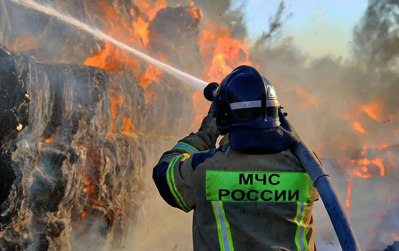Летіли тисячі дронів і ракети: Росія визнала масштабну атаку України