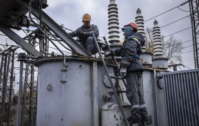 На Херсонщині та Миколаївщині відновили енергопостачання після блекауту