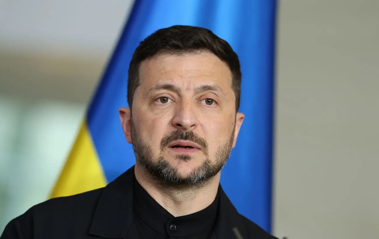 Зеленський закликав сенаторів натиснути на Трампа, щоб відновити допомогу Україні, - Axios 1 Зеленський закликав сенаторів натиснути на Трампа, щоб відновити допомогу Україні, - Axios